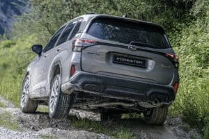 Subaru-Forester-MY25-(2)