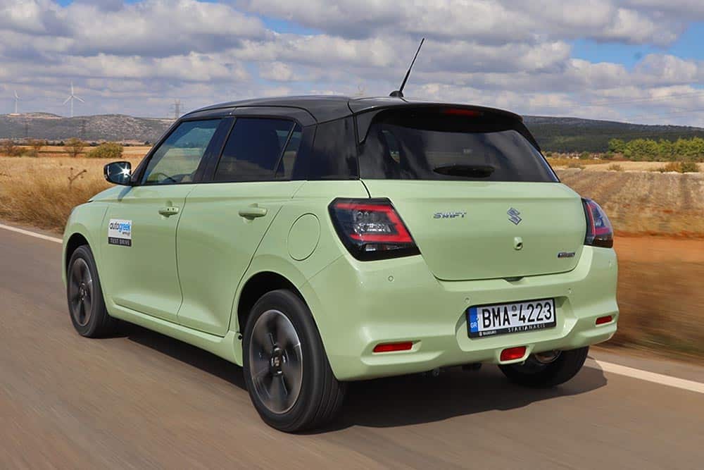 https://autogreeknews.gr/wp-content/uploads/2024/10/Suzuki-Swift-1.2-Hybrid-4WD-10.jpg