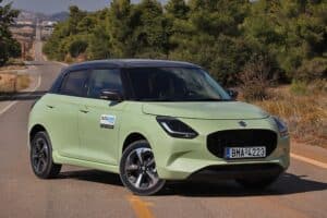 Suzuki Swift 1.2 Hybrid 4WD (2)