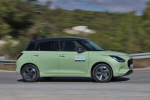 Suzuki Swift 1.2 Hybrid 4WD (9)