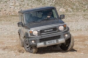 Suzuki-jimny-mata-(10)