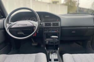 Toyota-Corolla-1988-(8)
