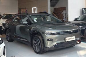 china-blurs-the-lines-between-suvs-and-trucks-with (1)