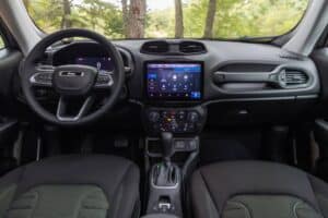 jeep-celebrates-one-million-european-sales-with-re (9)