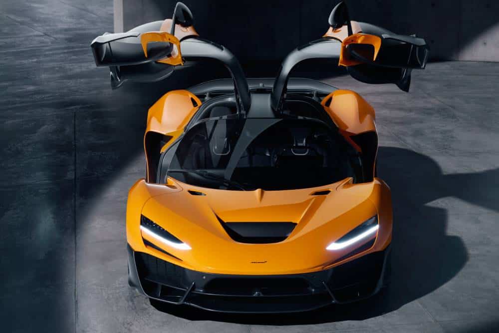 https://autogreeknews.gr/wp-content/uploads/2024/10/mclaren_w1_4.jpg