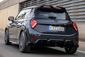 mini-john-cooper-works-2025 (2)