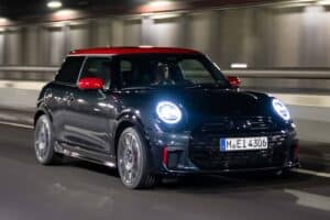 mini-john-cooper-works-2025