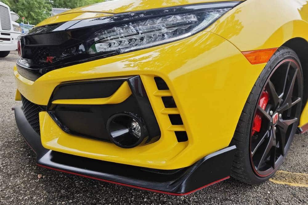 https://autogreeknews.gr/wp-content/uploads/2024/10/ohio-man-buys-limited-edition-honda-civic-type-r-b-3.jpg