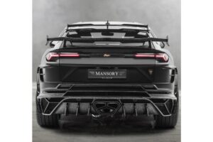 okay-who-ordered-this-ridiculous-lamborghini-urus- (2)