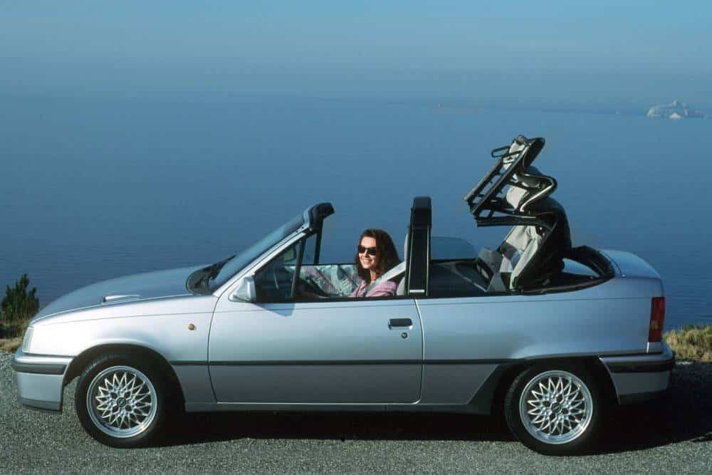 https://autogreeknews.gr/wp-content/uploads/2024/10/opel_kadett_gsi_cabrio_2.jpg