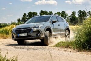 subaru_crosstrek_e-boxer_213