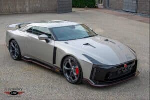 2021-Nissan-GT-R-2457-5