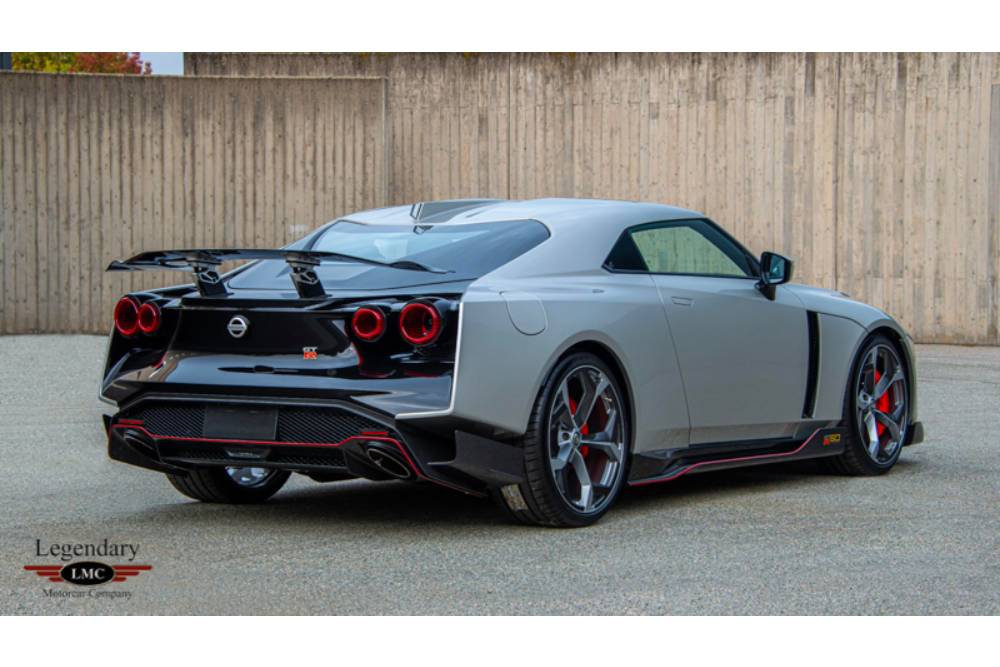 https://autogreeknews.gr/wp-content/uploads/2024/11/2021-Nissan-GT-R-2457-55.jpg