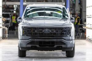 2022-ford-f-150-lightning-production