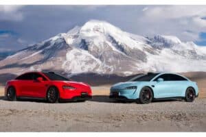 2025-Luxeed-S7-China-2-2048×960