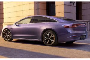 2025-Luxeed-S7-China-8-copy-2048×1151