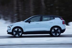 326724_Volvo_EX30_Cloud_Blue