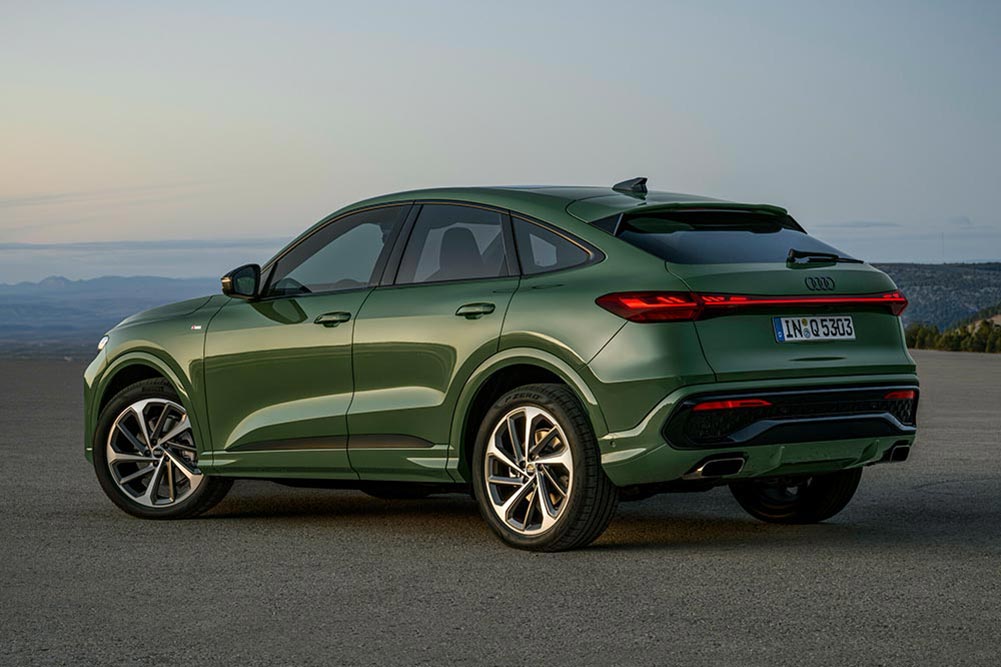 https://autogreeknews.gr/wp-content/uploads/2024/11/Audi-Q5-Sportback-5.jpg