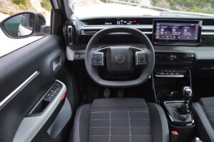 Citroen C3 1.2T 100 hp 2024 (21)