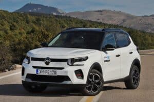 Citroen C3 1.2T 100 hp 2024 (9)