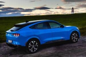 FORD MUSTANG MACH-E_02 (1)