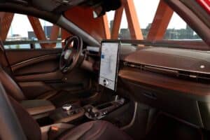 FORD MUSTANG MACH-E_03 (1)