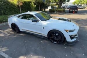 Herz-Ford-Mustang-Shelby-GT500-Coupe-3-2048×1536