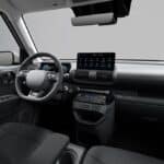 Hyundai-Inster-interior-1