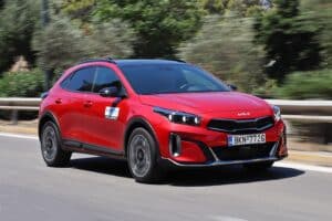 Kia-XCeed-kinisi