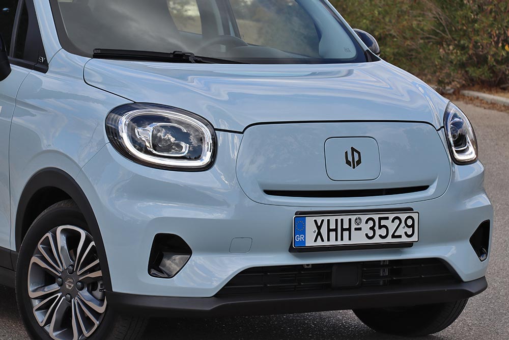 https://autogreeknews.gr/wp-content/uploads/2024/11/Leapmotor-T03-25.jpg