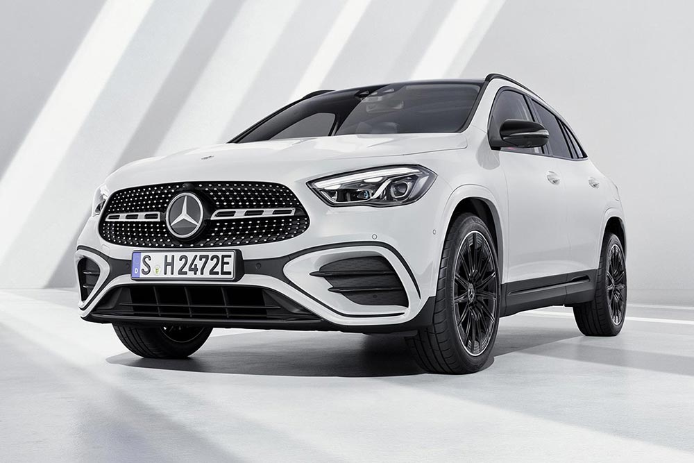 https://autogreeknews.gr/wp-content/uploads/2024/11/Mercedes-GLA-250e-1.jpg