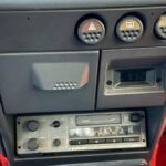 Peugeot_205_GTi_1990_obrneny_Bernard_Arnault_2024_ (10)