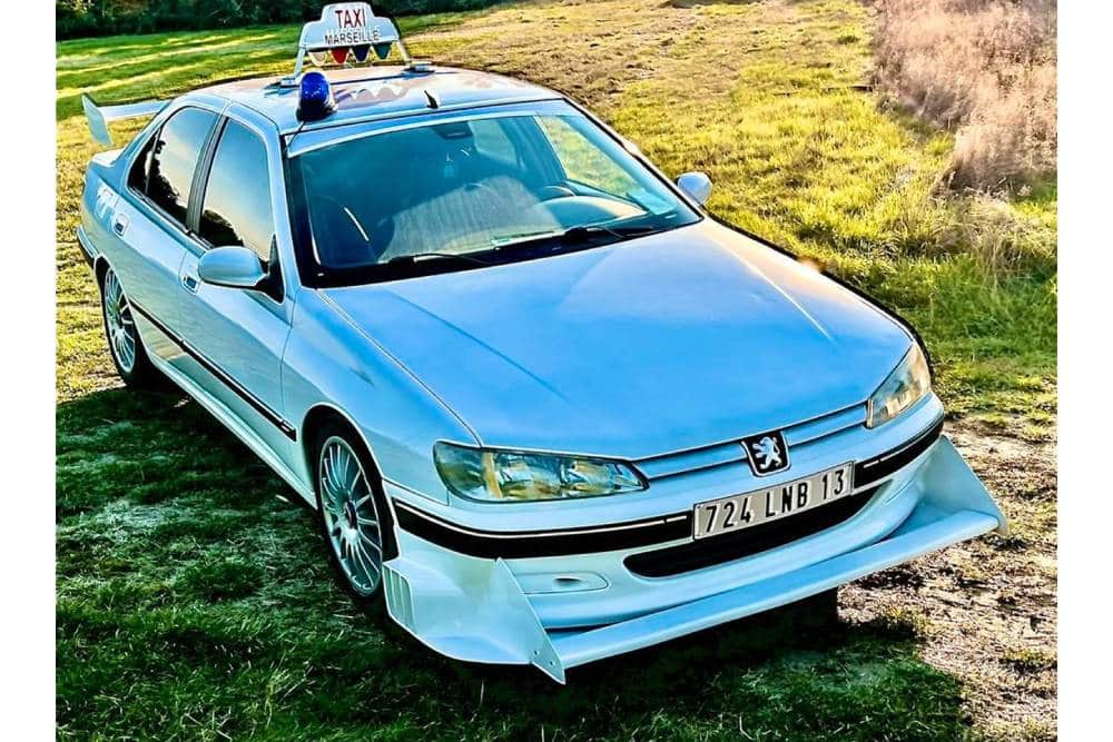 https://autogreeknews.gr/wp-content/uploads/2024/11/Peugeot_406_Taxi_film_original_for_sale-1.jpg