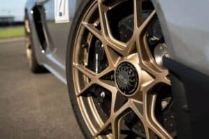 Porsche-Center-Lock-Wheel-1106-1