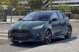 Toyota-Yaris-2025-(2)