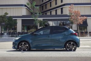 Toyota-Yaris-2025-(8)