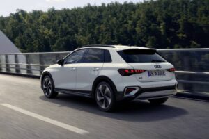 audi-launches-jacked-up-a3-allstreet-with-plug-in- (8)