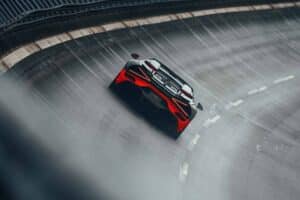 bugatti-mistral-world-record-car (3)