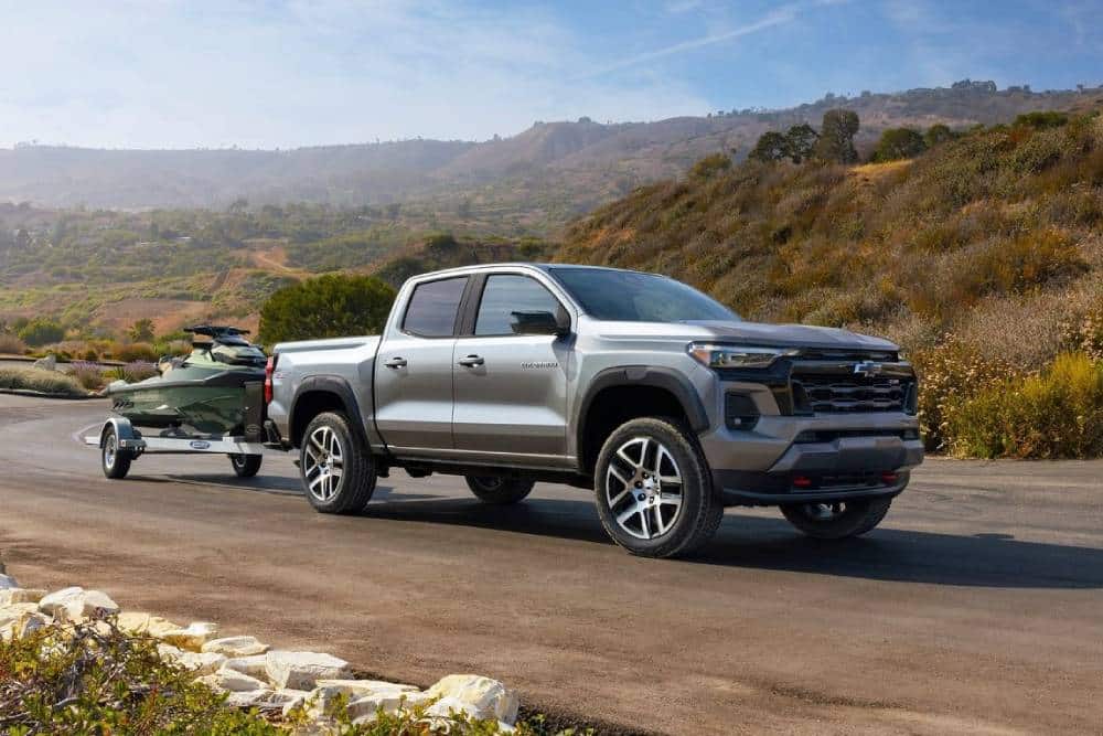 https://autogreeknews.gr/wp-content/uploads/2024/11/chevrolet-colorado-05.jpg