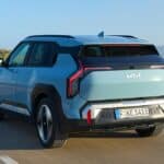 kia-ev3-baseline-frost-blue-dynamic-hires-006