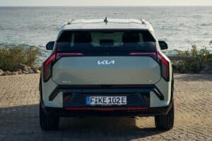 kia-ev3-gtline-aventurine-green-static-hires-011