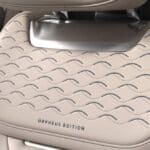 land-rover-throws-the-ball-in-bentleys-yard-with-u (6)