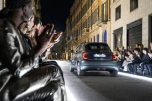 one-of-a-kind-stellantis-unveils-the-2025-fiat-500 (5)