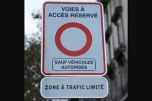 paris ban trafffic 02
