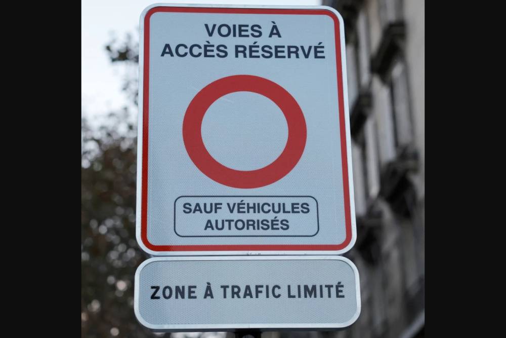 https://autogreeknews.gr/wp-content/uploads/2024/11/paris-ban-trafffic-02.jpg