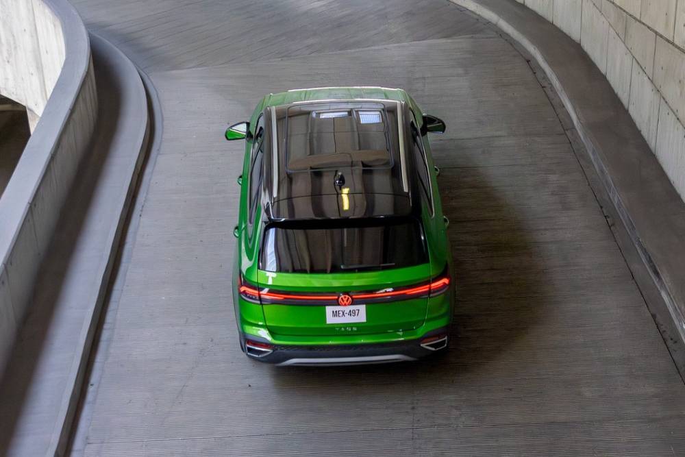 https://autogreeknews.gr/wp-content/uploads/2024/11/vw-taos-mexico-08.jpg