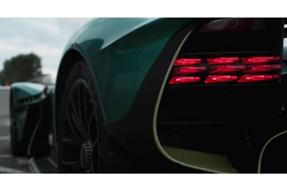 https://autogreeknews.gr/wp-content/uploads/2024/11/watch-the-aston-martin-valkyrie-lap-silverstone-fa.jpg