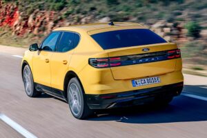 2024_FORD_CAPRI_VividYellow_20