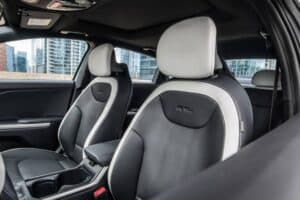 2025-kia-k4-starts-sales-at-21990-with-a-40-mpg-ra (11)