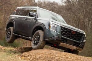 2025-nissan-armada-pro-4x